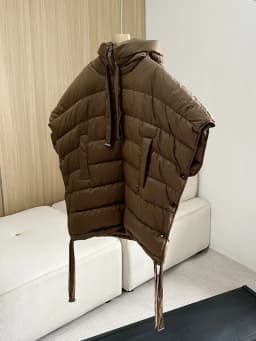 Schinteon Women 90% White Duck Down Irregular Vest with Hood Sleeveless Jacket Solid Fashionable Autumn Winter Top 2025 New
