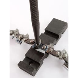 Quickly Remove the Chainsaw Riveting Aluminum Chainsaw Chain Repairing Tool