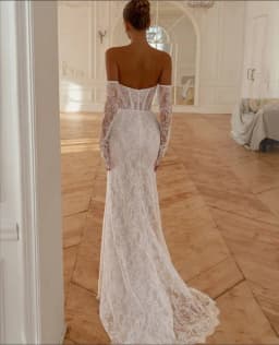 Tokyo Customized Elegant Strapless Wedding Dresses Detachable Sleeves Train Back Zip Bridal Gowns White Mermaid Wedding Gowns