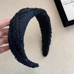 1Pcs thick tweed wide edge headband looks small and retro,suitable daily commuting,dating,and versatile hair accessories