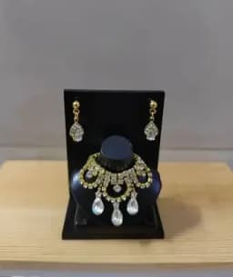 1:6 Doll Mini Jewelry Earring Necklace Set (including Display Rack) for Doll Decorative Toys, Doll Gift Accessories