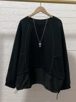 EAM Red Spliced Drawstring Hem Sweatshirt New Round Neck Long Sleeve Women Big Size Fashion Tide Spring Autumn 2026 30A5350