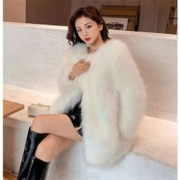 Medium To Long V-neck Minimalist High-end Imitation Fox Fur Grass Coat For Women, 2025 Autumn And Winter Toka Fur Coat