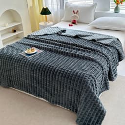 New Simple 3D Plaid Blanket Autumn Winter Soft Warm Multi-functional Sofa Blankets Cozy Durable Artificial Rabbit Plush Blanket