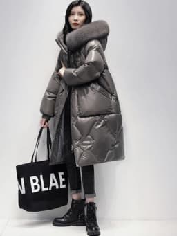 2025 Winter Thickened down Cotton Jacket with Large Fur Collar Mid-Length Hooded Coat Women Outerwear Trendy Knee-Length