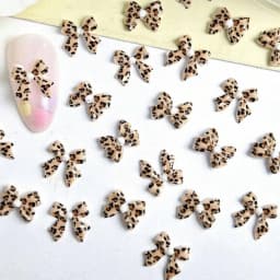 50pcs Gradient Gummy Bear Nail Art Charms Y2K Kawaii Bear Resin Design Nail Rhinestones DIY Cartoon Soft Candy Nail Accessories