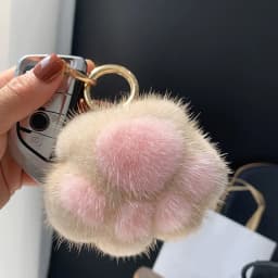 Multi-Color Cute Cat Paw Keychain Fluffy Faux Fur Keychain Soft Plush Couple Keychain Plush Car Key Ring Bag Pendant