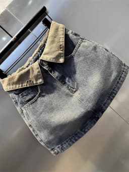 Color Blocking Denim Skirt for Women Retro High Waisted Blue Hip Hugging Short Skirt 2026 New Summer Anti Glare Half Dress