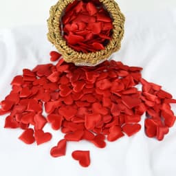 100/200Pcs Artificial Love Heart Petals Valentine's Day Wedding Party Confetti Petals Sponge Satin Fabric Table Bed Decorations