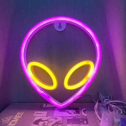 Green Alien LED Neon Night Lights Art Sign Game Room Hip Hop Party Bar Bedroom Decoration Christmas Gift Wall Hanging Neon Sign