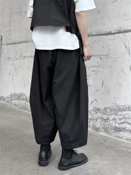 [EAM] High Elastic Waist Black Pleated Long Wide Leg Pants New Loose Fit Trousers Women Fashion Tide Spring Autumn 2026 1DF9659