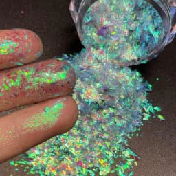 12 Colors Chameleon Glitter Flakes Irregular Untra-Thin Chameleon Yuki Glitter Sequins Mirror Effect Manicure Chameleon Sequins