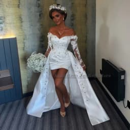 Customized Modern Wedding Dress White Satin Off the Shoulder Luxury Wedding Gowns Crystal Applique Long Sleeves Bridal Dresses