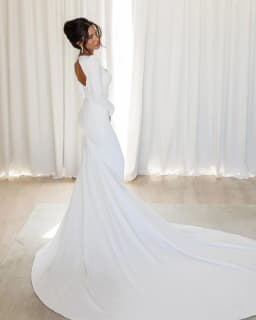 Customized Elegant Wedding Dresses 2026 Mermaid Long Sleeve Bridal Gown Square Neck Button Court Train Classic Bride Dress