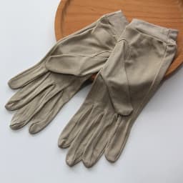 100% Natural Mulberry Silk Gloves Female Summer Thin Breathable Sleep Moisturizing Touch Screen Driving Sunscreen Mittens A60