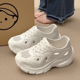 Spring New Breathable Closed Toe EVA Sandals Women Fashion Thick Sole Platform Sports Shoes Woman Outdoor Non Slip Wading Shoes