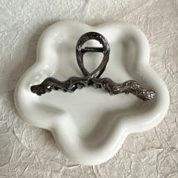 Retro Y2K Skull shaped Hair Claw Clip - Solid Color Hair Claw Clip Women's ponytail stabilizer Halloween accessory for daily use