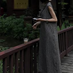 Summer 2026 plus Size Women's Plaid Loose Fit Sleeveless Dress Slimming Concealing Versatile High-End Feeling Commute Style