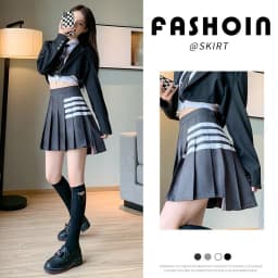 Gray School Style Women's  Skirt with Four Stripes Autumn Winter Short A-Line Pleated Skirt JK Skirt Design Sense