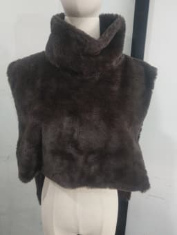 Women Solid Stand Collar Faux Fur Vest Chic High Collar Sleeveless Loose Short Waistcoat Casual 2025 Lady Daily New Street Vests