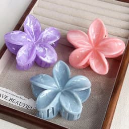 Elegant Flower Hair Clip Crab 8cm Large Plastic Hair Claw Clips For Women Hairclip Cute Beach Hair Accessories Hawaiian Barrette