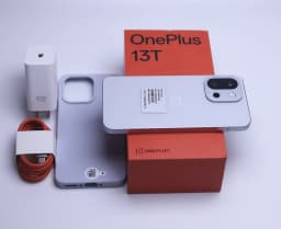 Unlocked OnePlus 13T 5G Snapdragon 8 Elite 6.32 FHD+ 2640X1216 120Hz OLED 80W SUPERVOOC 6260mAh NFC OTA 50MP Google Play 13 T