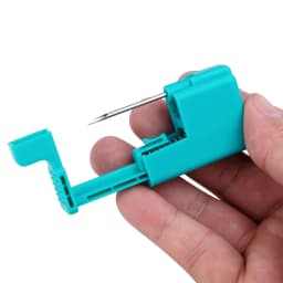 1pc Ear Piercing Gun Kit with 5pcs Disposable Sterile Piercing Needles Safe Painless Ear Nose Body Jewelry Piercing Tool
