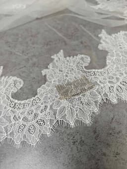 Customized Wedding Veil with Chantilly Eyelash Lace, 2m/2.5m/3m Mantilla Veil, Ivory Bridal Veil with Hidden Comb, Veil NV9145