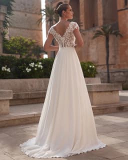 Boho A-Line Lace Wedding Dresses Bride 2026 Women's Wedding Gown Cap Sleeve V-Neck Backless Luxury Lace Bridal Dress Customized