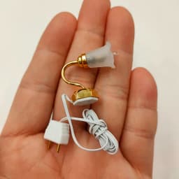 1pcs Mini Dollhouse Fashion Pocket Mini Can Be Bright Wall Lamp(No Battery) Decor Accessories Dollhouse Furniture Toys