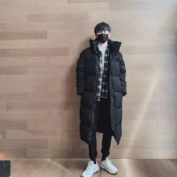 Men's Long Length Hooded Down Jacket Korean Style Slim Fit Winter Coat for Students Thick Padded and Warm