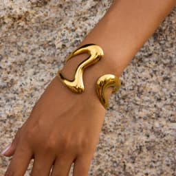 Uworld Minimalist Line Double Layered Hollow Asymmetric Wave Bracelet 18K PVD Plated High Quality Texture Charm Jewelry
