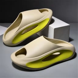 Summer Women Men Super Soft Super Fire Non-slip New Beach Slippers Wear-resistant Trendy Fashion All-match Comfort Summer Main