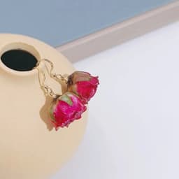 Unique Red Rose Earrings Epoxy Resin Natural Rose Flower Earrings Elegant Immortal Rose Drop Earrings Wholesale Custom Packaging