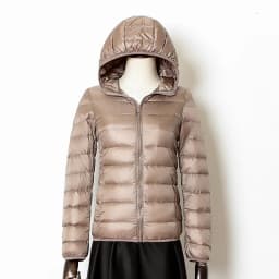 Women's Lightweight Casual Hooded Down Jacket Autumn Winter Minimalist Short Down Coats Female Solid Color Zipper Warm Outerwear