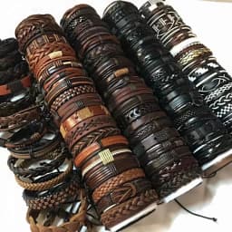 10Pcs Random Style Leather Bracelet Set For Men Women Classical Mix Color Retro Leather Rope Bangle Fashion Jewelry Gift