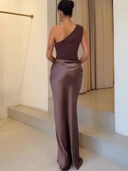 Elegant One-Shoulder Patchwork Satin Maxi Dress Women Sleeveless Ruched Slim Long Dresses 2026 Wedding Guest Evening Party Robes