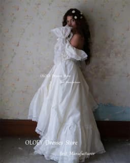 OLOEY Vintage Customized Chiffon Lace Ruched A Line Wedding Dresses Strapless Three Quarter Sleeve Floor Length Bride Gowns