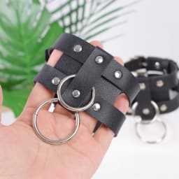 UYEE 1 Pair Black O-Ring Punk Ankle Belt Leather Feather Anklet Unisex Alloy Pendant Accessory YK2 Belt