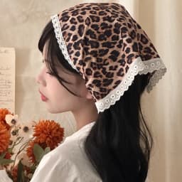 2025 Spring Leopard Print Square Scarf Women Satin Bandana Thin Edge Scarves HeadBand Fashion Lady Hairband Wrap Neckerchief