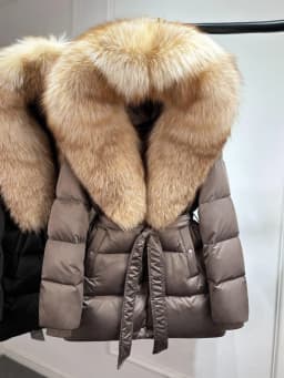 2025 Luxury Winter Large Natural Silver Fox Fur Hooded 90% Goose Down Jacket Women Thickened Warm Coat Waterproof Belted Parkas