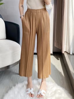 Miyake Pleated Straight Pants Solid Color High Waist Wide Leg Cropped Trousers Loose Elastic Casual Style Fall 2022 New Fashion