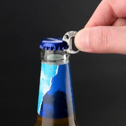 20.5MM Titanium Alloy Goldfish Keychain Buckle Mini Bottle Opener Portable Pendant EDC Tool Backpack Connection Buckle
