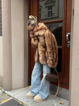 Brown Stripes Gradient Premium Faux Fox Fur Coat Women’s Fashion Iconic Plush Outwear High Street Vintage Cozy Everyday Outfit