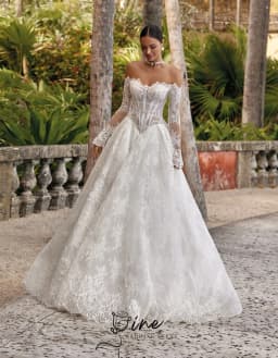 Oine Bohemian Off Shoulder A Line Lace Appliques Wedding Dress Long Sleeves Exquisite Vestidos De Novia Sweep Train Customized