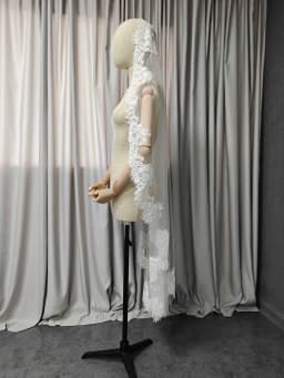 Customized Mantilla Veil with Eyelash Lace, Single Tier 1m/1.5m/2m Wedding Veil with Hidden Comb, Eyelash Lace Ivory Bridal Veil