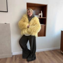 Faux Fur Coats Women Solid Fur Jacket Oversize Scarf Round Neck Long Sleeve Open Stitch Thick Warm Fur Casual 2025 Autumn Winter
