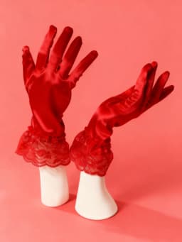 Elegant Satin White Short Bridal Gloves Finger Wrist Brides Bridesmaid Handschuh Women Pageant Perform Prom Accessories