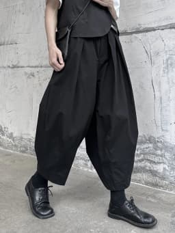 [EAM] High Elastic Waist Black Pleated Long Wide Leg Pants New Loose Fit Trousers Women Fashion Tide Spring Autumn 2026 1DF9659