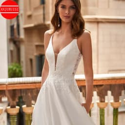 Spaghetti Strap A Line Wedding Gown For Women 2026 Lace Appliques Soft Satin Wedding Dress Reception Bride Gown Vestido De Noiva